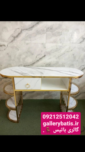 خرید اینترنتی میزناخن طلایی