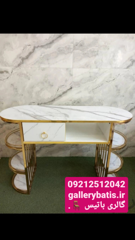 خرید اینترنتی میزناخن طلایی